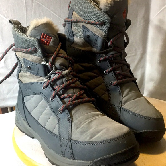 Columbia boot womens gray winter hiker size 9 1/2. - Picture 1 of 10
